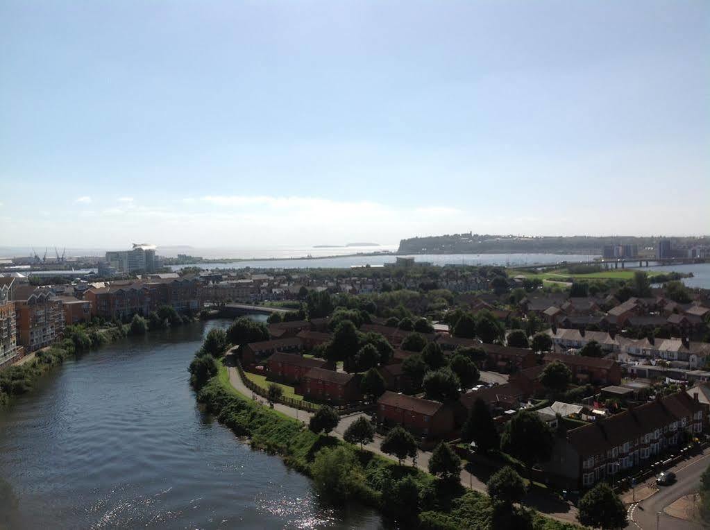 Riverbank Penthouse And Apartments Cardiff Exterior foto