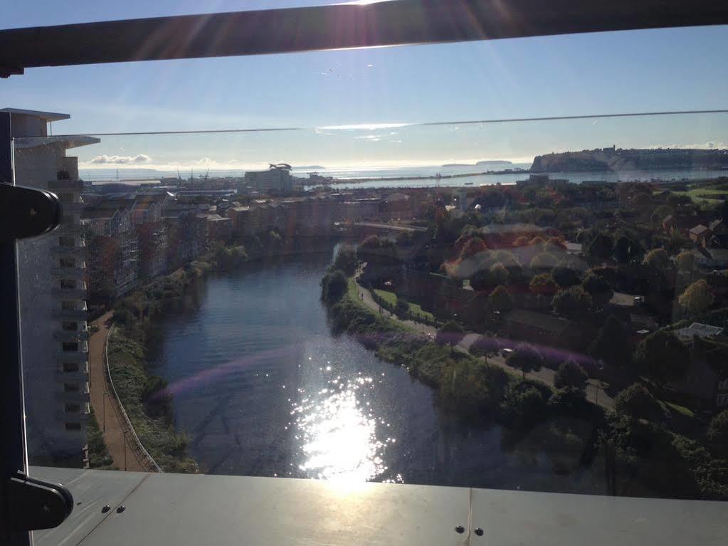 Riverbank Penthouse And Apartments Cardiff Exterior foto